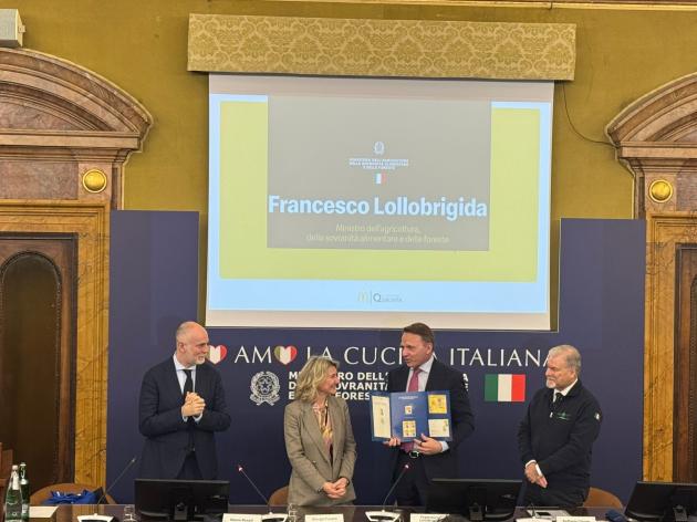 McDonald&rsquo;s, "Alleanza per le Api", 2 milioni di bustine di miele biologico di acacia distribuite entro fine anno in oltre 800 punti vendita