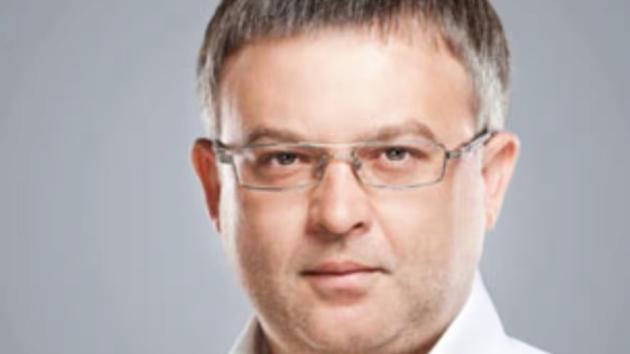 Milano, identificato l'uomo precipitato dalla finestra del b&b: il banchiere ucraino Alexander Adarich, ipotesi omicidio