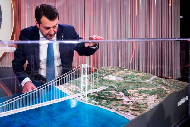 Ponte sullo Stretto, Salvini spinge per avvio lavori entro 2026: &ldquo;Io sono pronto anche per domani, credo sia solo questione di mesi&rdquo;