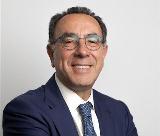 Fincantieri, consegnati in collaborazione con la societ&agrave; Dante Alighieri, 30 attestati di partecipazione a corsi di lingua italiana