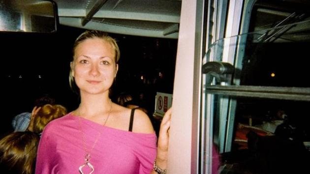 Milano, ex ballerina Oksana Murasova accoltella compagno, rilasciata: "Legittima difesa", condannata nel 2015 per aver ucciso l'ex