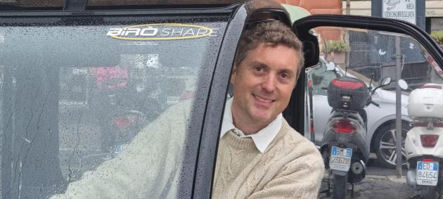 Microlino Tributo Porsche 917K Le Mans entra nella 777 Collection per Sara Levy: 2,5 m, 12,4 kW, 200 km autonomia