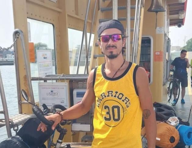 Chi è Adriano Pacifico  scomparso sul Cammino di Santiago: giallo sull'ultima chiamata
