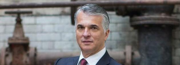 UBS, Sergio Ermotti nuovo CEO  per guidare l'integrazione con Credit Suisse, Hamers lascia la carica