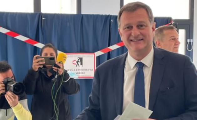 Chi è Louis Aliot, marito di Marine Le Pen: vita privata, età, figli