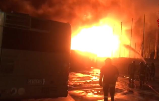 Russia, incendio deposito munizioni. Mosca: "Usa non danno valore a vite altrui"