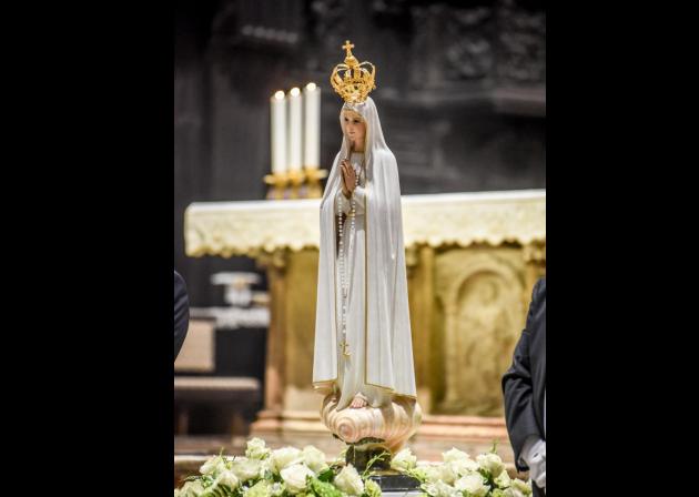 Apparizione Della Madonna Di Fatima Madonna di Fatima 13 maggio: preghiera, frasi, i tre "segreti" della