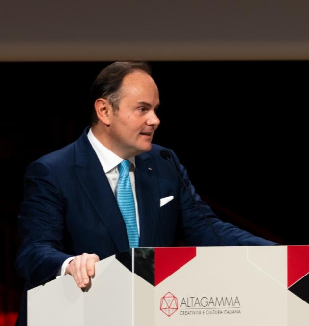 Osservatorio Altagamma: consumi mondiali del lusso in ripresa, recuperate metà delle perdite del 2020