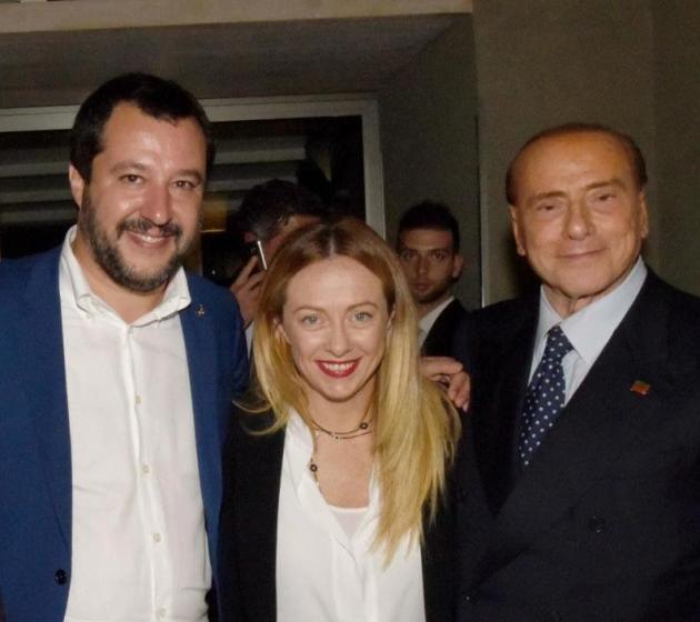 Sondaggi politici: il centrodestra vola, male il PD e i 5Stelle 