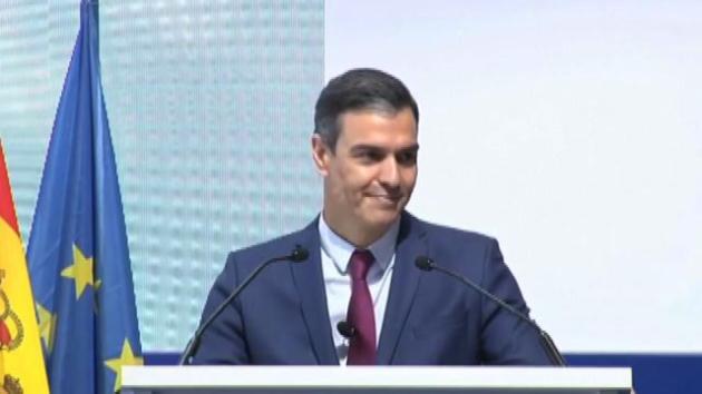 Spagna, il re riaffida al socialista Sánchez incarico di formare il governo: ora la ricerca di accordo con i catalani