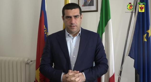 Elezioni Regionali, l'Emilia-Romagna chiede il voto il 17 e 18 novembre, i Dem puntano sul sindaco di Ravenna Michele De Pascale