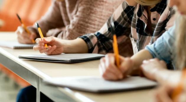Ue, il "patto per Mediterraneo" punta su programma Erasmus in università europee, africane e mediorientali: "Saranno giovani a costruire pace"