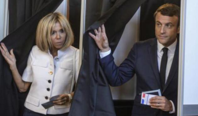 Emmanuel Macron, altezza, figli, età,  moglie, dove abita, patrimonio: tutto sul presidente francese