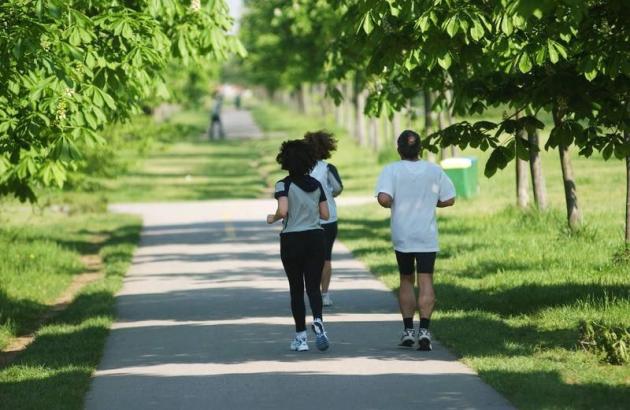 Covid, se non fai sport hai il doppio delle probabilità di ammalarti: a dirlo uno studio