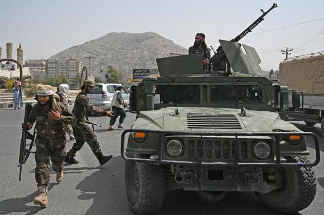 Afghanistan, "Isis pianifica attacchi a cerimonia insediamento talebani"
