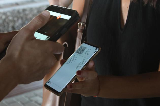 Super Green pass Italia, cos'è l'ipotesi al vaglio del governo