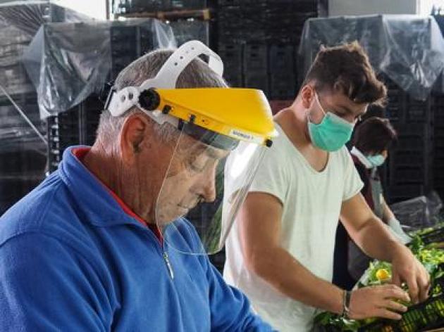 Incidenti sul lavoro: a Milano un operaio intrappolato in un tornio perde la vita. Lo Stato resta al palo