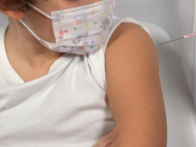 Covid: Ema, 'in aumento contagi e ricoveri bimbi 5-11 anni, vaccino sicuro'