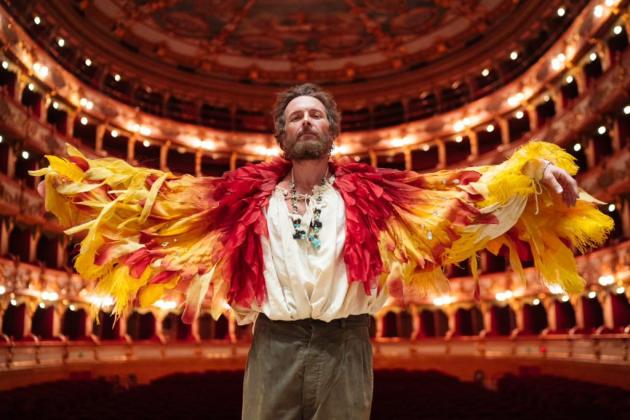 Covid, Jovanotti positivo: “Test antigenici non così efficaci”