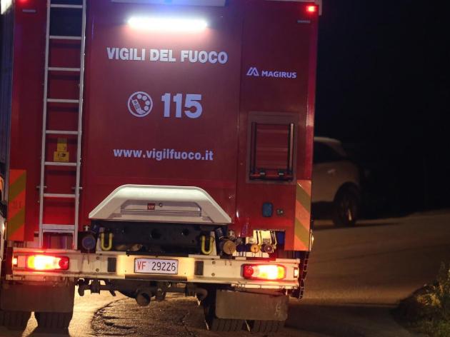 Ragusa, uomo incendia casa della madre con una torcia e uno straccio a Vittoria, morta la donna, gravi i 2 fratellini, arrestato