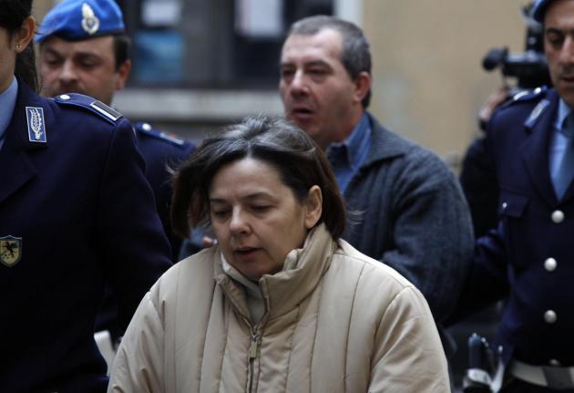 Strage Erba, Olindo e Rosa sbagliano 70% scena del crimine. Gli esperti: "False confessioni"