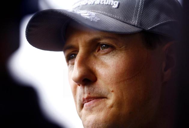 Schumacher, infermiera indagata per estorsione: "15 milioni di euro per non divulgare 1500 foto e 200 video sensibili del pilota"