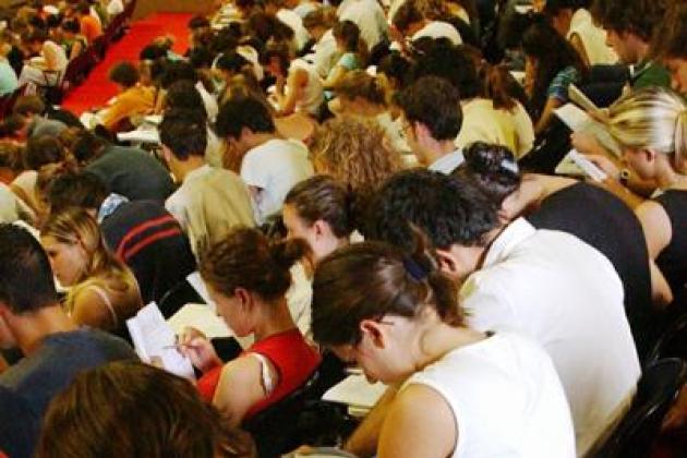 Test Infermieristica, 'partecipanti in calo ma trend iscritti e laureati vira in positivo'