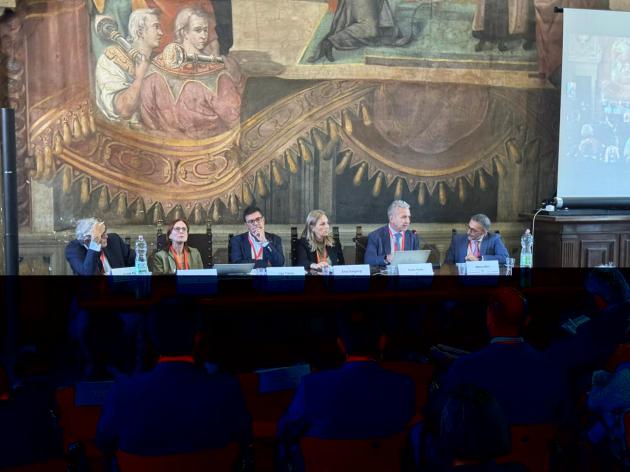 Farmaci, 'per accesso veloce ed efficace migliorare dialogo Aifa-Regioni'