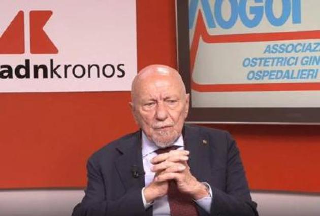 Giornata menopausa, Chiantera (Aogoi): "Help desk per dare ascolto e cura"