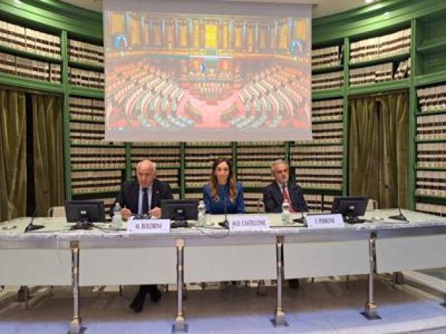 Fumo, Aiom, Airc e Fondazione Veronesi lanciano raccolta firme per proposta di legge