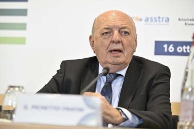 Sostenibilità, Pichetto Fratin: "Green economy in crescita, ma non si impone per decreto"