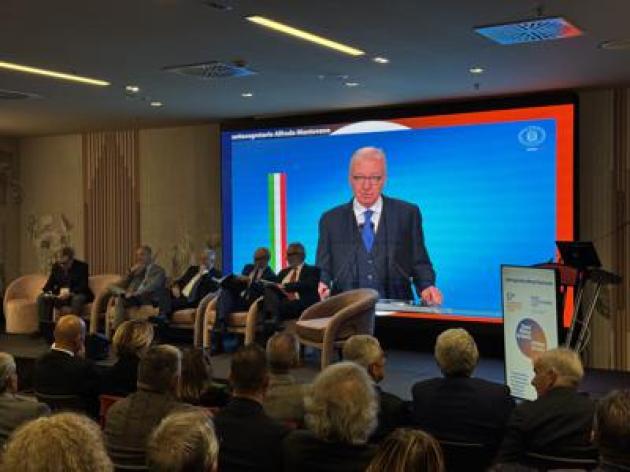 Mantovano: "Salute e benessere degli italiani priorità del Governo"