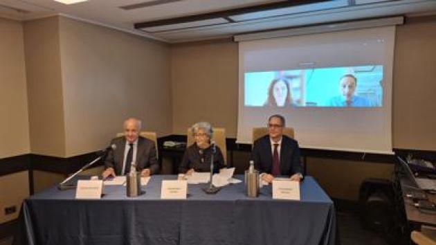 Farmaci, Aifa estende rimborso luspatercept in anemia da sindromi mielodisplastiche