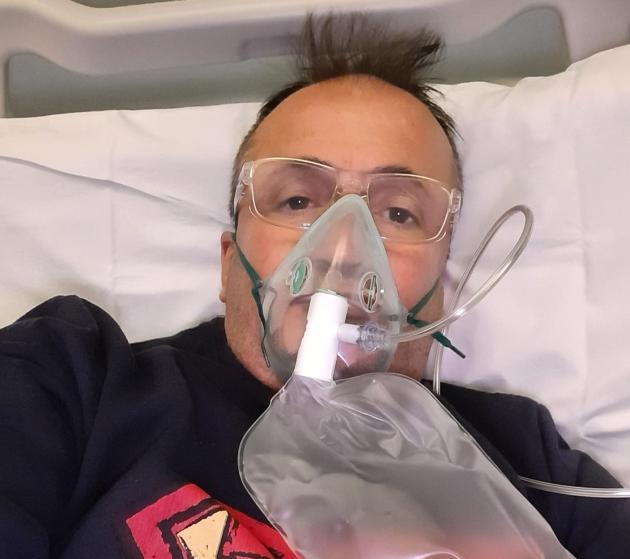 Maurizio Stecca ricoverato per Covid nonostante due dosi di vaccino