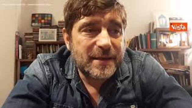 Morte Libero De Rienzo, trovata bustina di polvere bianca: "Crack o eroina"