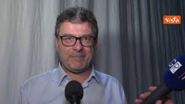 Fiducia Governo, Draghi intenzionato a restare e parla con Giorgetti