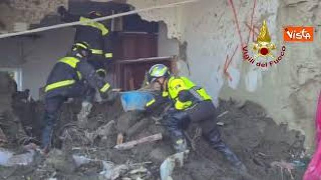 Frana Ischia, Luca Cari (Vigili del Fuoco): "Individuata la zona dove cercare dispersi, è di 4,5 km"