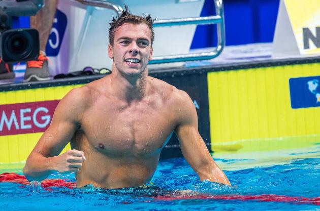 Mondiali nuoto 2022, Paltrinieri oro nei 10 km: Italia sulla vetta della maratona del mare