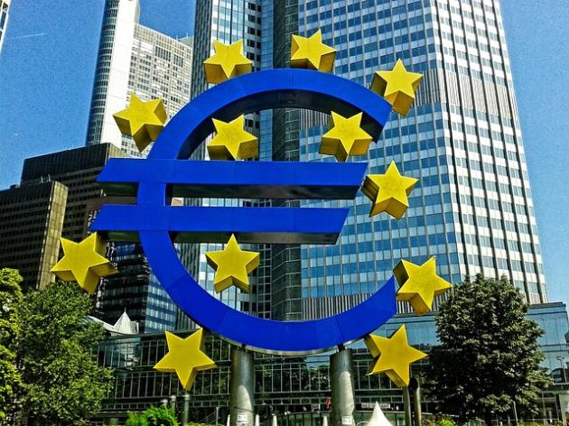 Pil Eurozona: previsioni in crescita dal secondo trimestre (+1,5%), bene il manifatturiero (+0,8%)