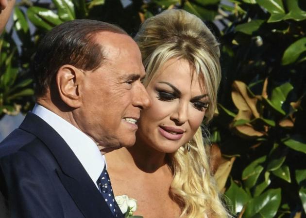 Francesca Pascale vuole sbattezzarsi: "Una Chiesa che discrimina gli omosessuali mi delude"