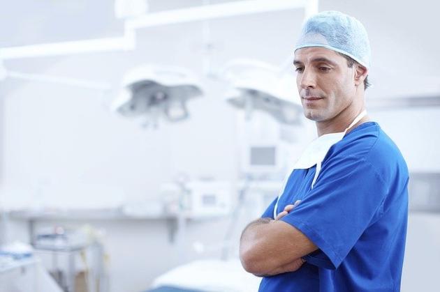Usa, 17enne muore a causa di un' ameba nel cervello: medici avevano sbagliato diagnosi della patologia