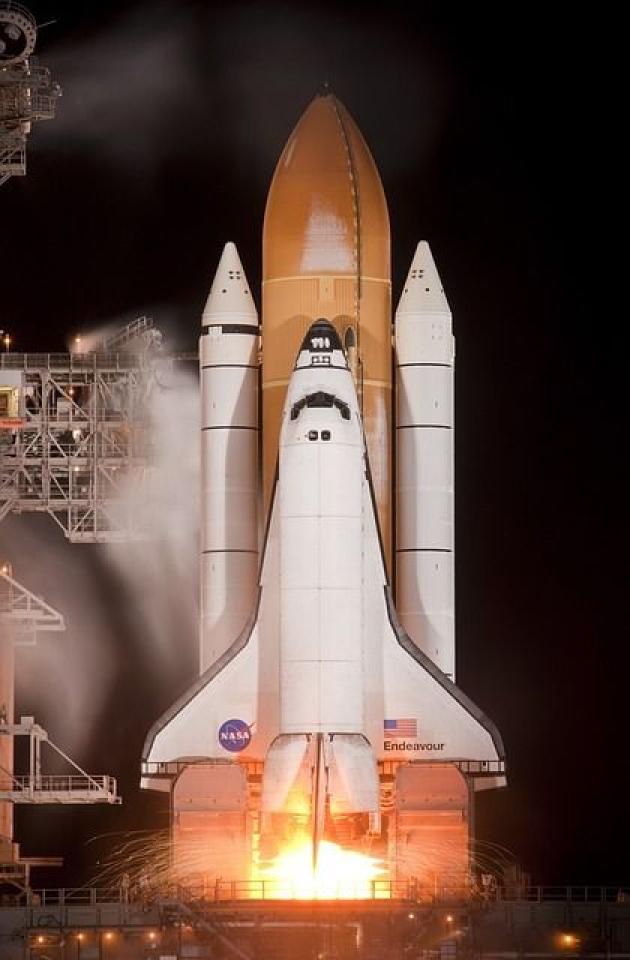 Space X, lancio rinviato a causa del tempo
