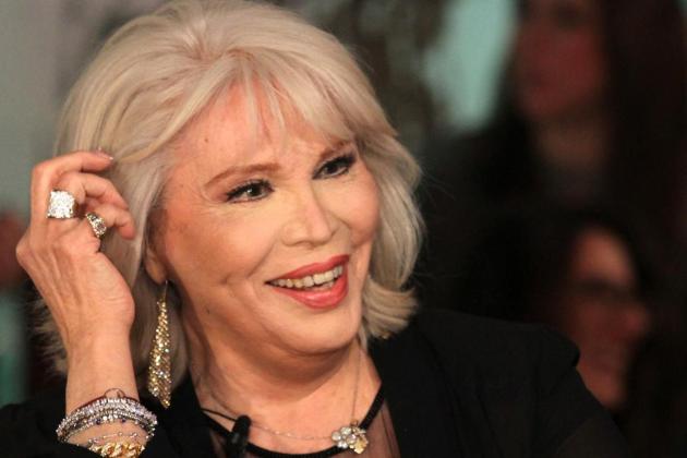 Amanda Lear: "Dalì? Un maschilista, ma da lui ho imparato tutto" 