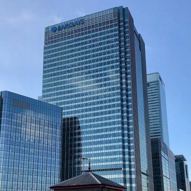 Barclays, crollo utile netto del 91% nel secondo trimestre: è sceso a 99 mln euro