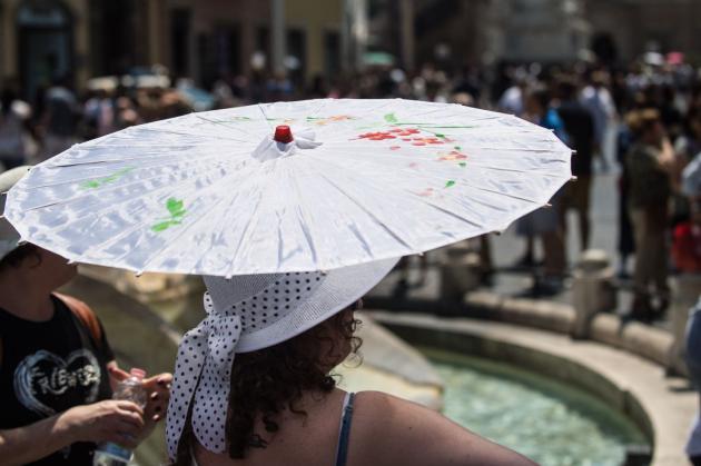 Meteo: ancora temporali, poi torna il caldo ma durerà poco. Previsto crollo record delle temperature