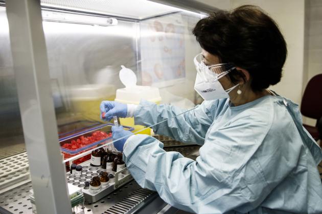 Covid, Pfizer ritarda ancora la consegna dei vaccini