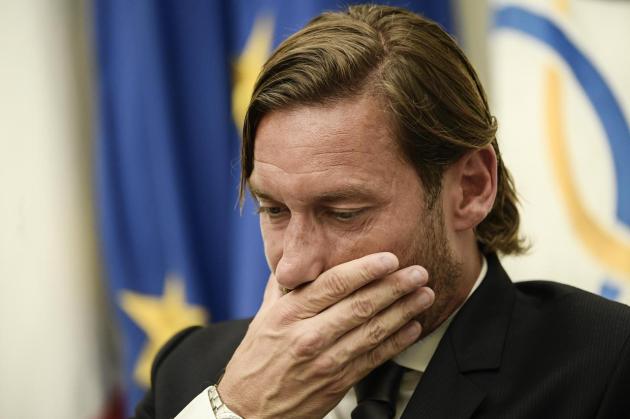 Ultime notizie flash di gossip oggi 20 ottobre 2022: Blasi-Totti, Hunziker-Trussardi, Gf Vip news