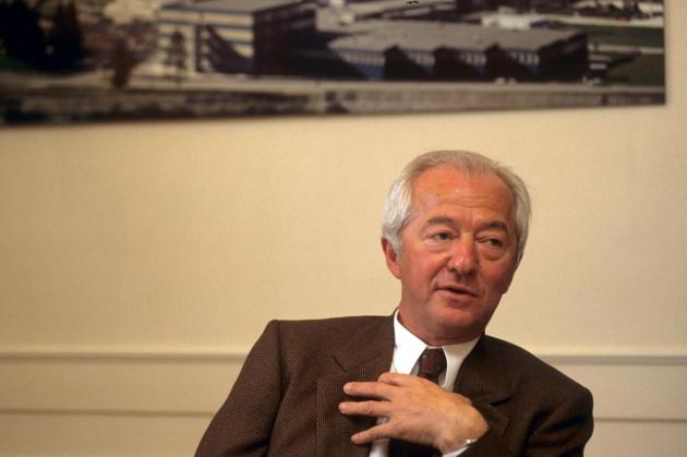 Leonardo Del Vecchio patrimonio, casa e yacht del primo uomo più ricco d'Italia