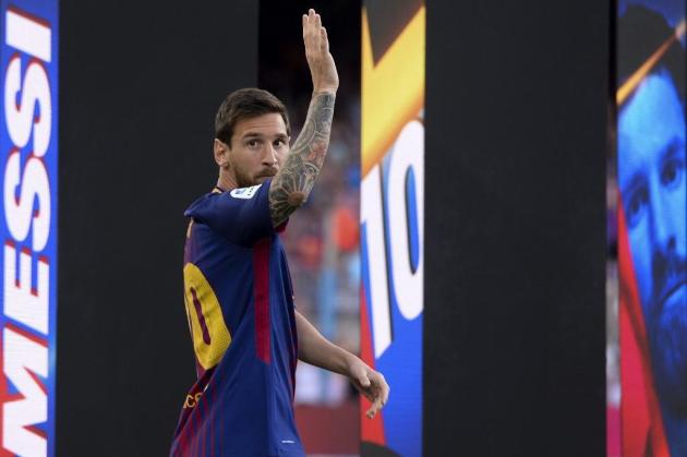 Messi, il rinnovo al Barcellona non c'è: a mezzanotte il bomber sarà disoccupato? 