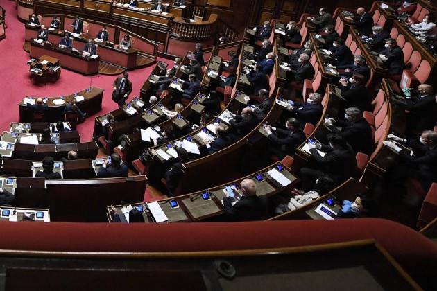 Governo, centrodestra all'attacco, Fi: "compatti sul no al governo"